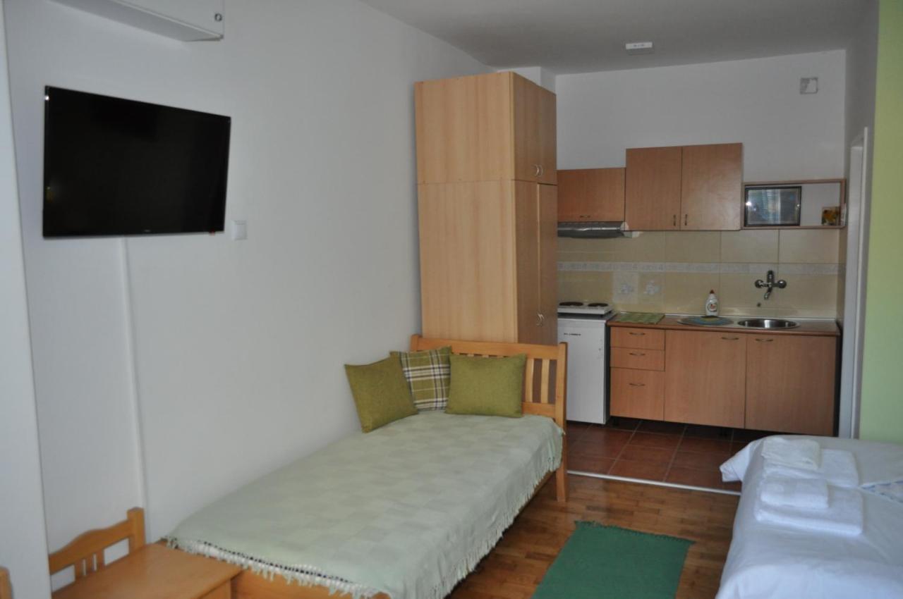 Studio Apartmani Pergolo Centar Soko Banja Exteriör bild