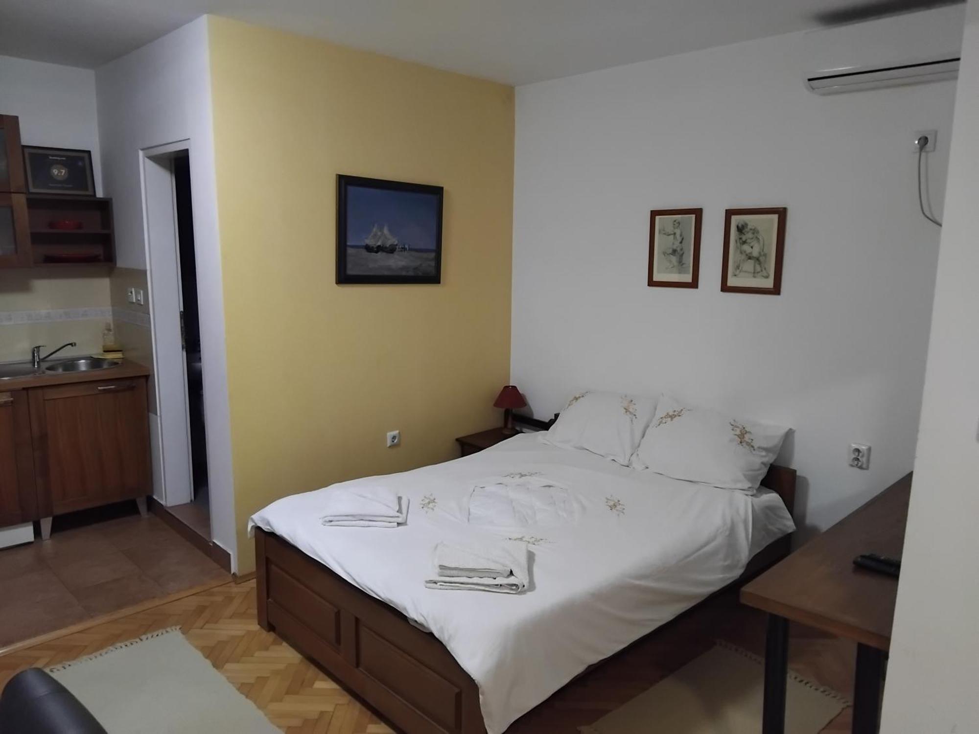 Studio Apartmani Pergolo Centar Soko Banja Exteriör bild